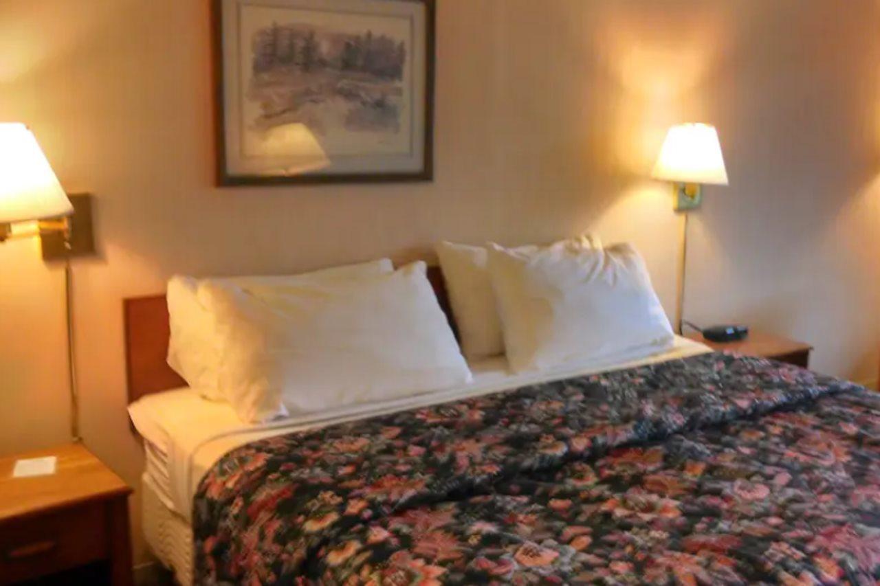 Americas Best Value Inn Marion Nc Exterior photo